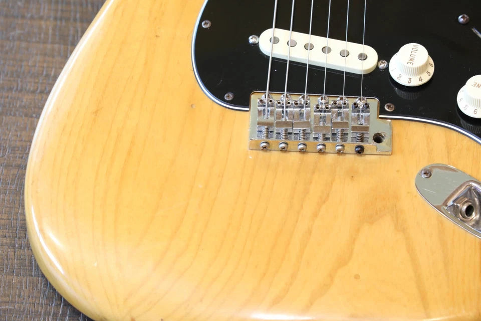 1975 Fender Stratocaster Electric Guitar with a Natural Finish Variety shop